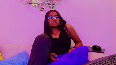 Snapshot of lilith_and_draven chatting on October 21, 2025, 9:59 pm lilith_and_draven online show from October 21, 2025, 9:59 pm