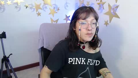 Snapshot of lilith_ayanami chatting on February 11, 2026, 1:27 pm lilith online show from February 11, 2026, 1:27 pm