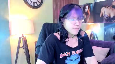 Snapshot of lilith_ayanami chatting on February 27, 2026, 11:43 am lilith online show from February 27, 2026, 11:43 am