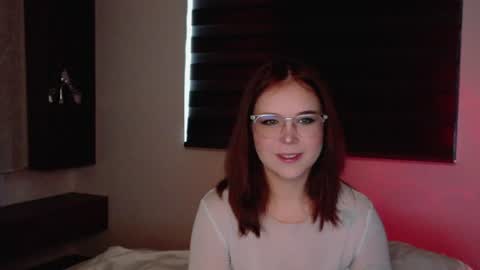 Lilith Bonheur online show from June 13, 2026, 11:02 pm