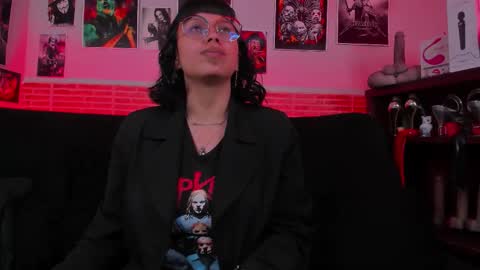 Snapshot of lilith_deveraux_ chatting on September 11, 2025, 3:01 pm MISTRESS LILITH online show from September 11, 2025, 3:01 pm