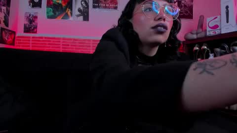 Snapshot of lilith_deveraux_ chatting on September 12, 2025, 6:08 pm MISTRESS LILITH online show from September 12, 2025, 6:08 pm