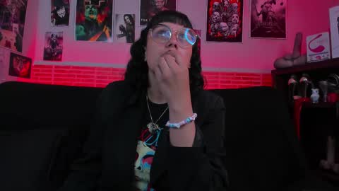 Snapshot of lilith_deveraux_ chatting on September 15, 2025, 2:17 pm MISTRESS LILITH online show from September 15, 2025, 2:17 pm