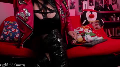 MISTRESS LILITH online show from December 3, 2025, 3:54 pm