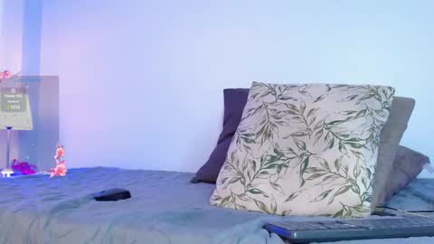 Snapshot of lilith_dh chatting on February 3, 2025, 5:56 pm Lili online show from February 3, 2025, 5:56 pm