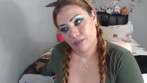 Snapshot of lilith_dirty1 chatting on December 18, 2024, 12:10 am lili online show from December 18, 2024, 12:10 am