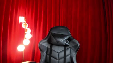 lilith_hart_ online show from January 31, 2025, 1:22 am
