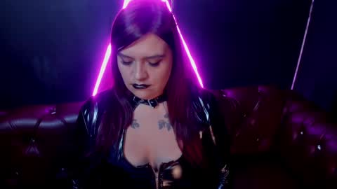 Snapshot of lilith_levonee_ chatting on December 2, 2024, 11:51 pm Lilith online show from December 2, 2024, 11:51 pm