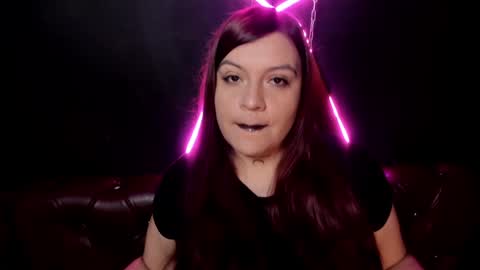 Snapshot of lilith_levonee_ chatting on January 12, 2025, 2:56 am Lilith online show from January 12, 2025, 2:56 am