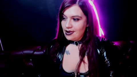 Snapshot of lilith_levonee_ chatting on January 18, 2025, 4:26 am Lilith online show from January 18, 2025, 4:26 am