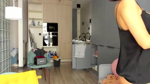 Snapshot of lilith_lutherlow chatting on November 30, 2025, 10:30 am lilith online show from November 30, 2025, 10:30 am