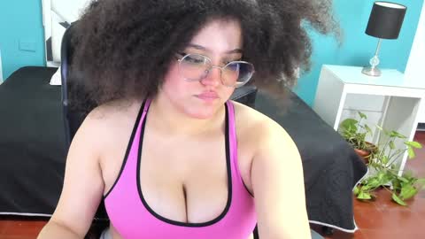 Snapshot of lilith_mesa chatting on December 3, 2024, 4:47 am Lilith online show from December 3, 2024, 4:47 am