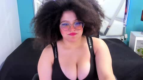 Snapshot of lilith_mesa chatting on December 14, 2024, 7:29 am Lilith online show from December 14, 2024, 7:29 am