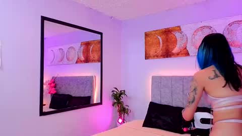 lilith_morgan01 online show from October 1, 2025, 7:20 pm