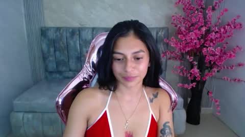 Snapshot of lilith_petit_sub chatting on January 18, 2025, 3:49 pm Lilith  online show from January 18, 2025, 3:49 pm
