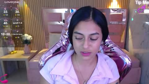 Snapshot of lilith_petit_sub chatting on February 7, 2025, 8:31 pm Lilith  online show from February 7, 2025, 8:31 pm