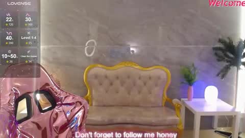 Snapshot of lilith_petit_sub chatting on February 23, 2025, 1:10 pm Lilith  online show from February 23, 2025, 1:10 pm