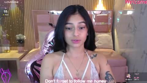 Snapshot of lilith_petit_sub chatting on February 24, 2025, 4:04 pm Lilith  online show from February 24, 2025, 4:04 pm