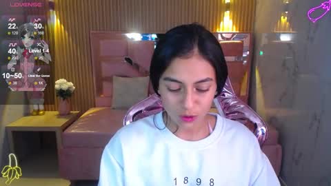 Snapshot of lilith_petit_sub chatting on March 8, 2025, 10:11 am Lilith  online show from March 8, 2025, 10:11 am