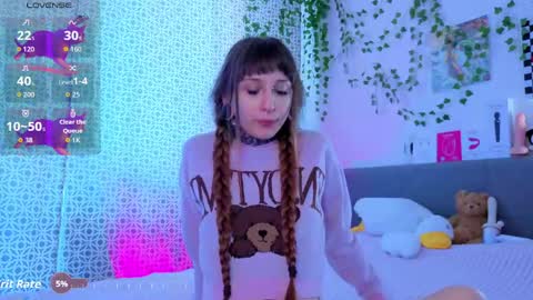 lilith_poison online show from May 2, 2026, 6:18 am