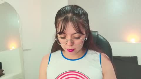 Snapshot of lilith_rose6 chatting on September 28, 2025, 1:27 pm Lilith  online show from September 28, 2025, 1:27 pm