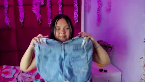 Snapshot of lilith_rousse_ chatting on October 23, 2025, 7:45 pm lilith rousse  online show from October 23, 2025, 7:45 pm