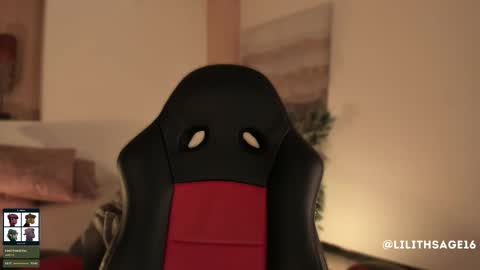 lilith_sage_ online show from November 25, 2025, 11:43 am