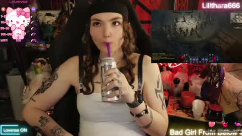Brandi online show from April 29, 2026, 4:44 pm