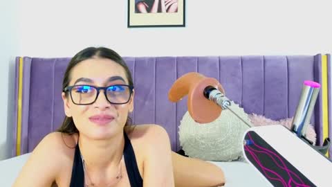 Snapshot of lilithcapri777 chatting on January 14, 2025, 4:50 pm Lily online show from January 14, 2025, 4:50 pm