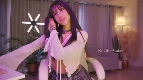 Lili  online show from June 15, 2026, 8:44 pm