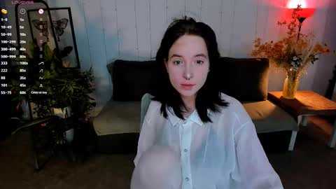 Snapshot of lilithlunna chatting on October 7, 2025, 12:46 pm Lilith online show from October 7, 2025, 12:46 pm