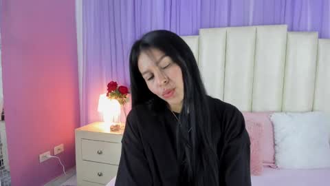 Snapshot of lilithmars69 chatting on December 19, 2024, 5:07 am Lilith  online show from December 19, 2024, 5:07 am