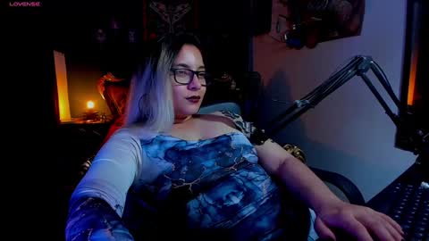 lilithmystic01 online show from February 2, 2025, 2:59 am