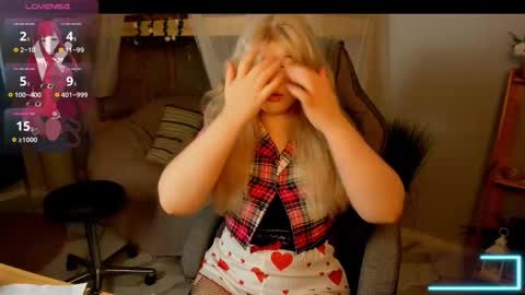 LilithNelson online show from November 10, 2025, 8:35 am