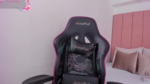 Snapshot of lilithnoahh chatting on September 10, 2025, 10:32 pm lilithnoahh online show from September 10, 2025, 10:32 pm