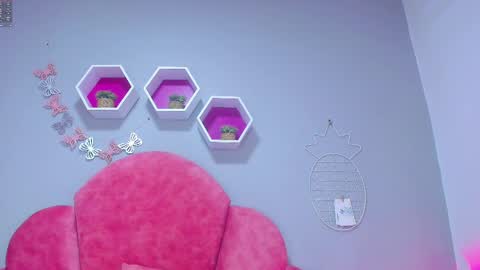 lilithsmith__ online show from February 12, 2025, 5:37 pm