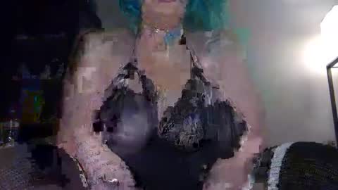 Lilith Vanity Vierra online show from October 18, 2025, 6:26 am