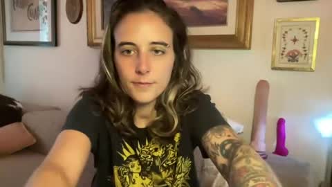 lilldaddysgirl online show from July 9, 2026, 5:28 pm