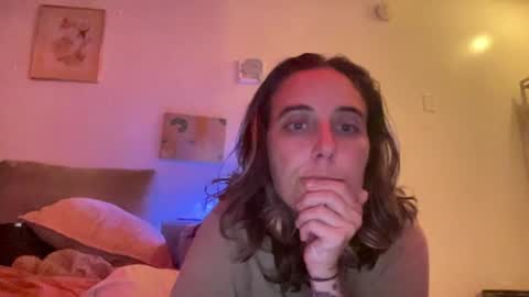 lilldaddysgirl online show from August 5, 2026, 6:16 am