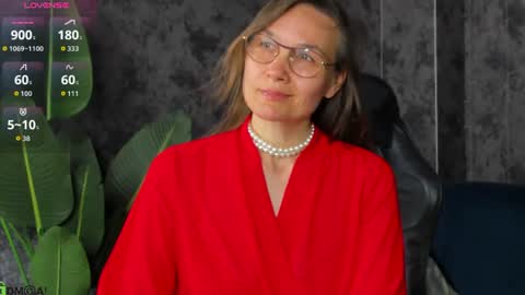 Snapshot of lillian_white1 chatting on June 22, 2026, 12:45 am lillian_white1 online show from June 22, 2026, 12:45 am