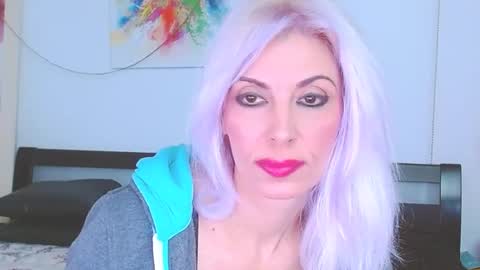 Snapshot of lillianasara chatting on January 28, 2025, 5:56 pm Lara online show from January 28, 2025, 5:56 pm