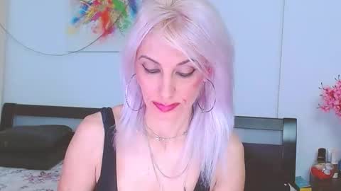 Snapshot of lillianasara chatting on February 1, 2025, 7:15 am Lara online show from February 1, 2025, 7:15 am