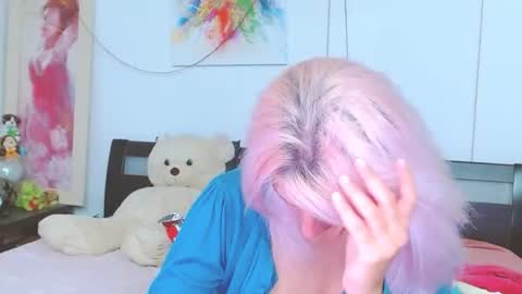 Snapshot of lillianasara chatting on October 28, 2025, 10:12 pm Lara online show from October 28, 2025, 10:12 pm