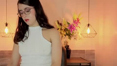 Snapshot of lillianderson chatting on September 18, 2025, 11:56 am lillianderson -  Next stream start at 0700hs GTM-3 online show from September 18, 2025, 11:56 am