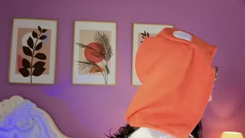 Snapshot of lillianderson chatting on October 7, 2025, 11:40 am lillianderson -  Next stream start at 0700hs GTM-3 online show from October 7, 2025, 11:40 am