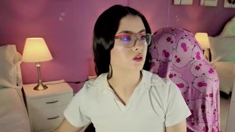 Snapshot of lillianderson chatting on October 8, 2025, 11:41 am lillianderson -  Next stream start at 0700hs GTM-3 online show from October 8, 2025, 11:41 am