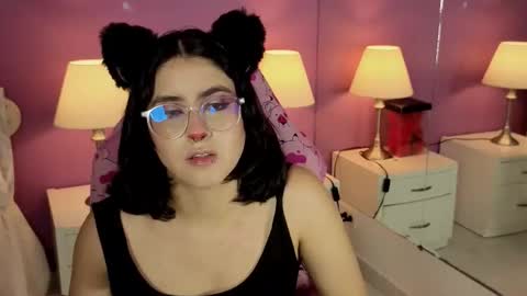 Snapshot of lillianderson chatting on October 16, 2025, 11:55 am lillianderson -  Next stream start at 0700hs GTM-3 online show from October 16, 2025, 11:55 am