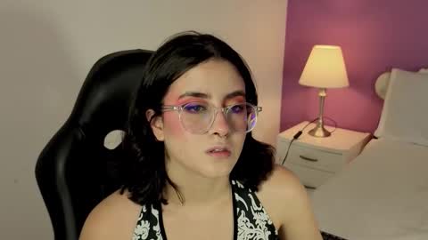 Snapshot of lillianderson chatting on October 17, 2025, 11:57 am lillianderson -  Next stream start at 0700hs GTM-3 online show from October 17, 2025, 11:57 am