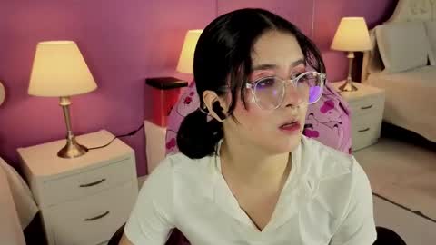 Snapshot of lillianderson chatting on October 23, 2025, 11:42 am lillianderson -  Next stream start at 0700hs GTM-3 online show from October 23, 2025, 11:42 am