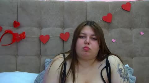LillianHaig online show from February 17, 2025, 3:47 am